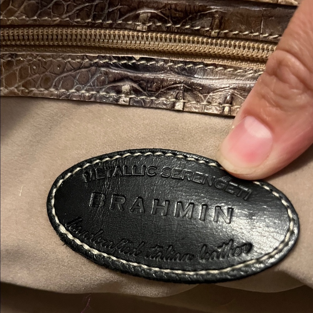 Brahmin Croc-Embossed Metallic Gold Shoulder Bag - Picture 8 of 8